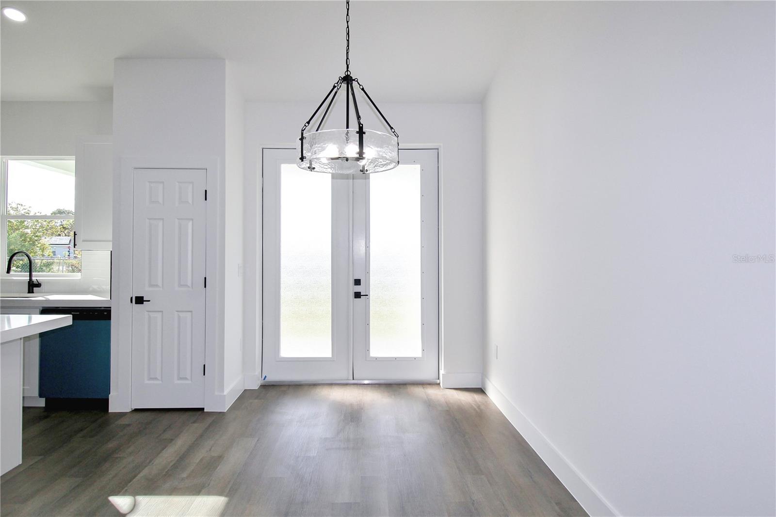 Image 21 of 45 For 2313 Olivia Drive