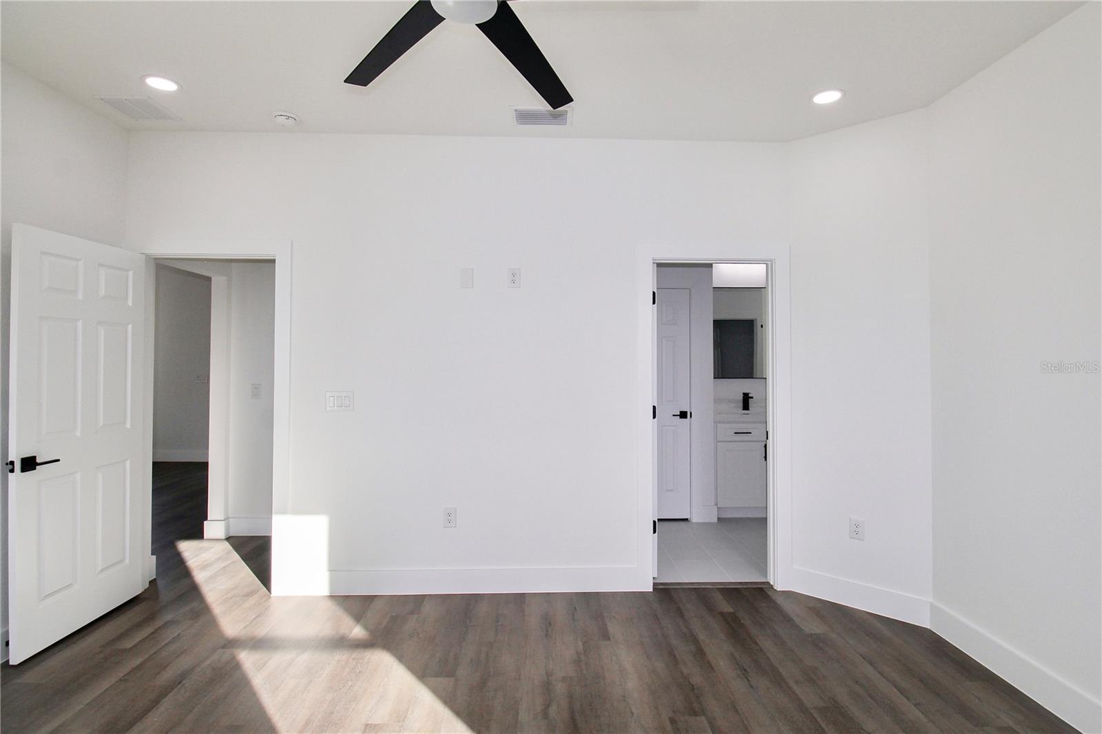 Image 24 of 45 For 2313 Olivia Drive