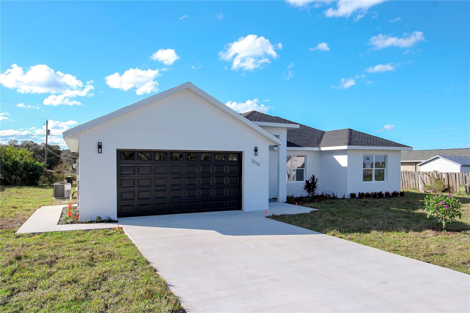 Image 9 of 45 For 2313 Olivia Drive