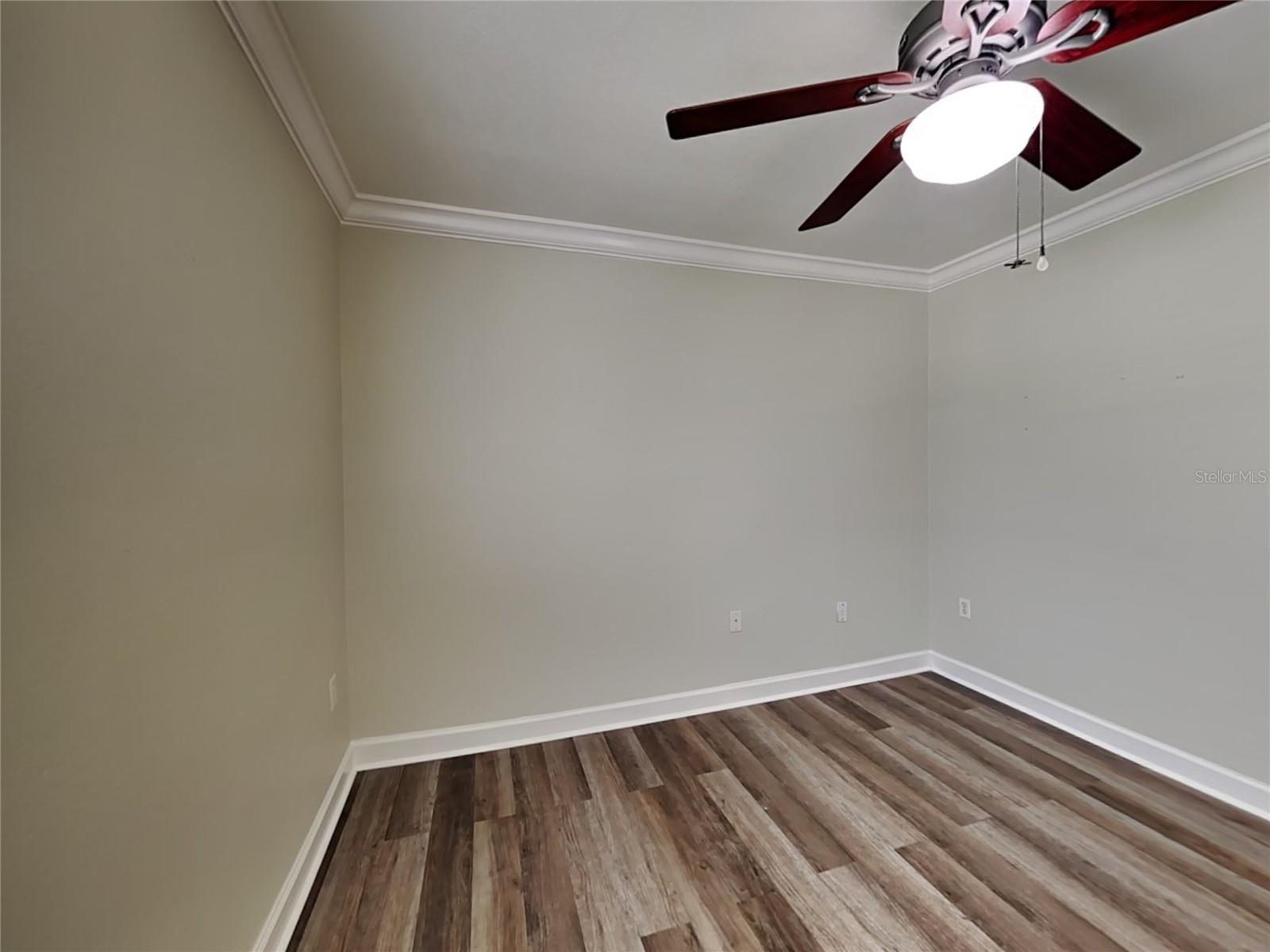 Image 13 of 15 For 2065 Dixie Belle Drive L