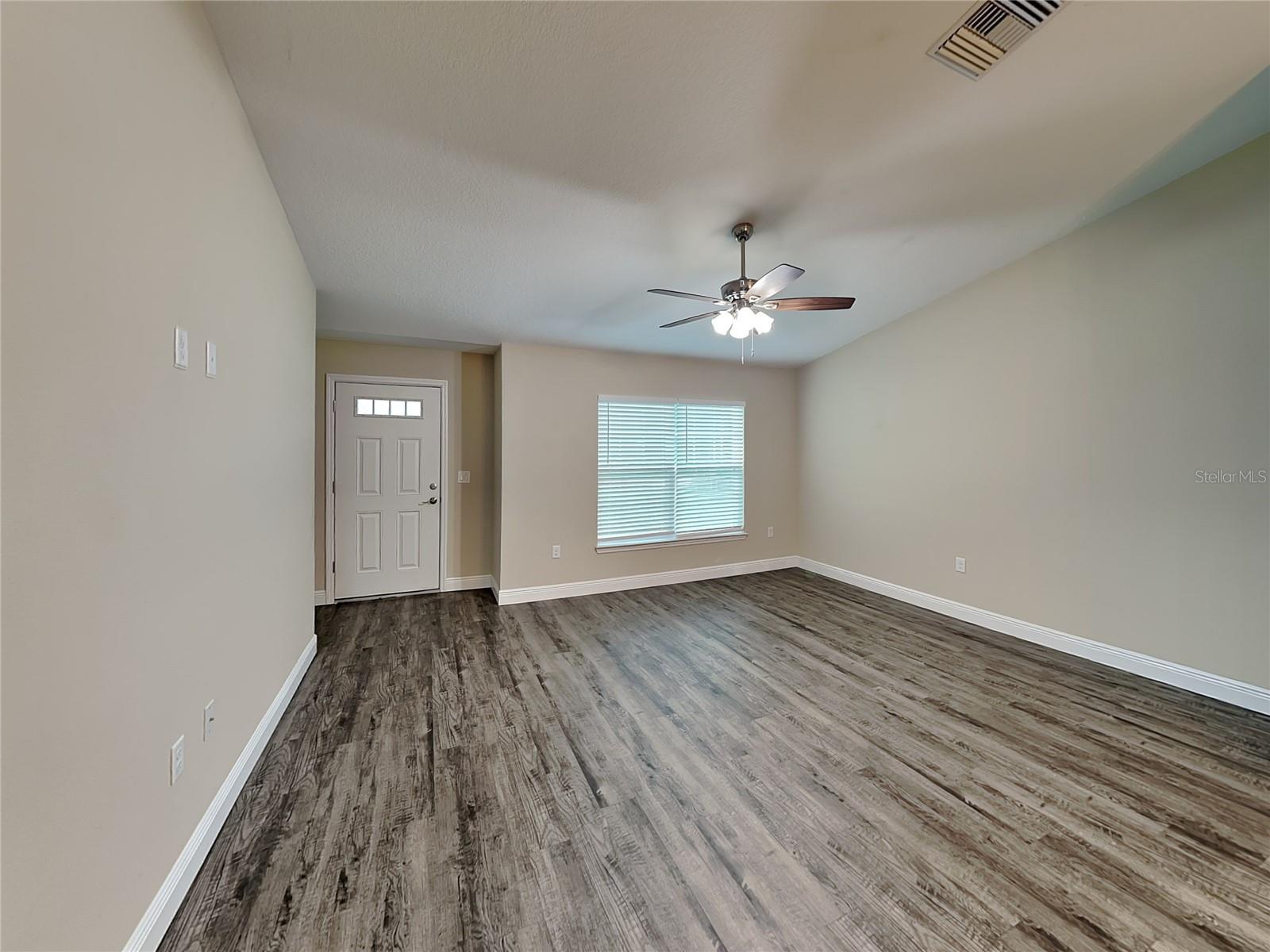 Image 2 of 15 For 904 Rum Place