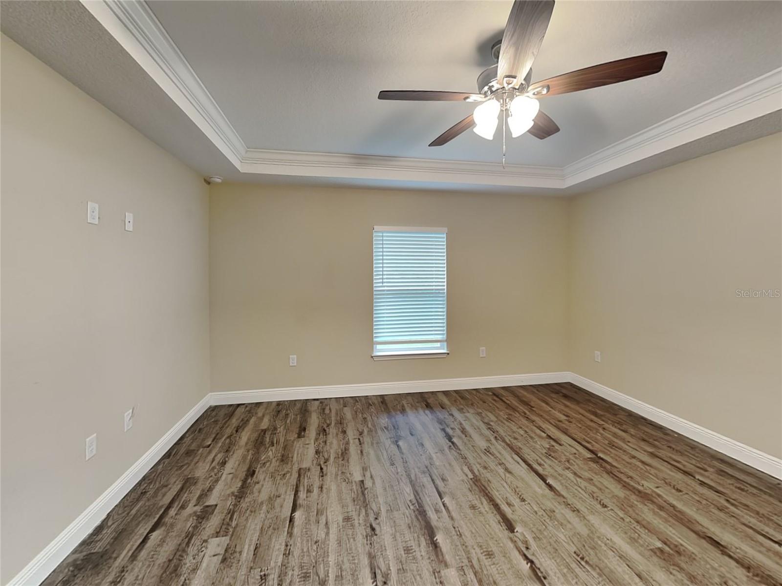 Image 8 of 15 For 904 Rum Place