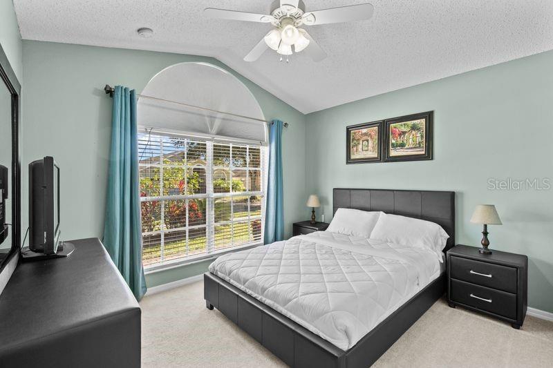 Image 12 of 29 For 15722 Heron Hill Street