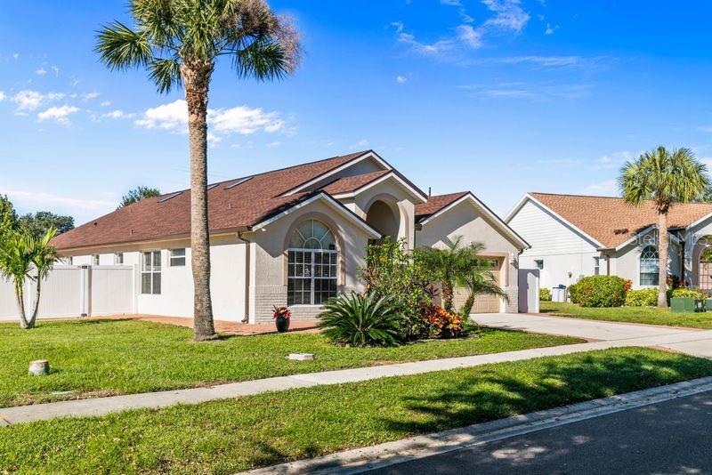 Image 26 of 29 For 15722 Heron Hill Street