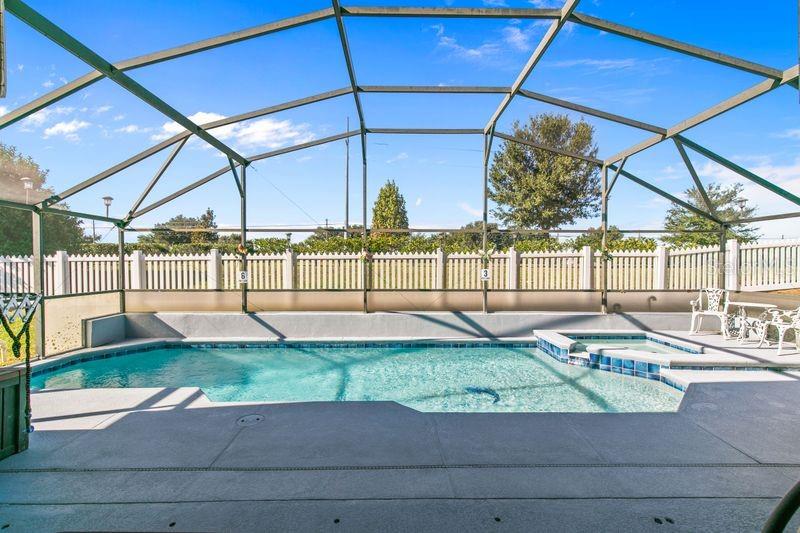 Image 5 of 29 For 15722 Heron Hill Street