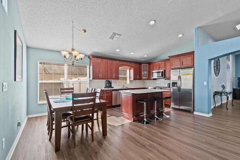 Image 9 of 29 For 15722 Heron Hill Street