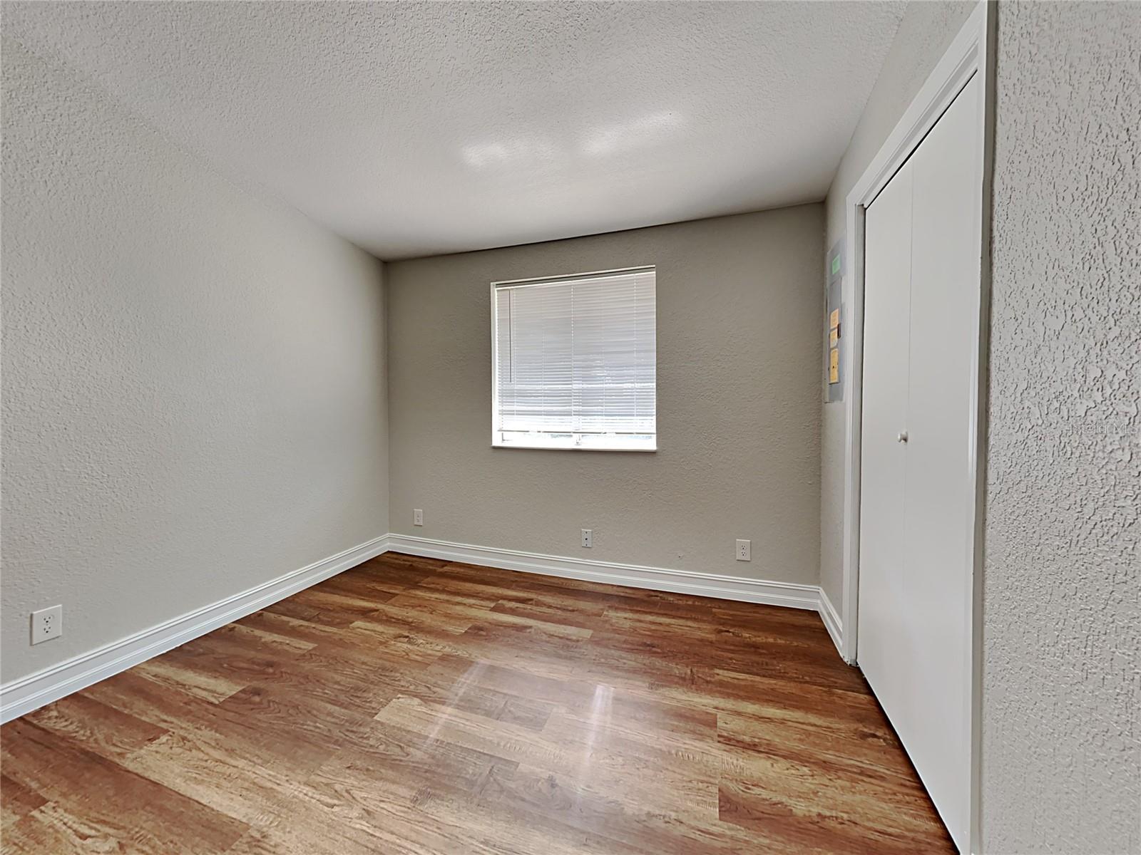 Image 14 of 17 For 13426 Tyringham Street