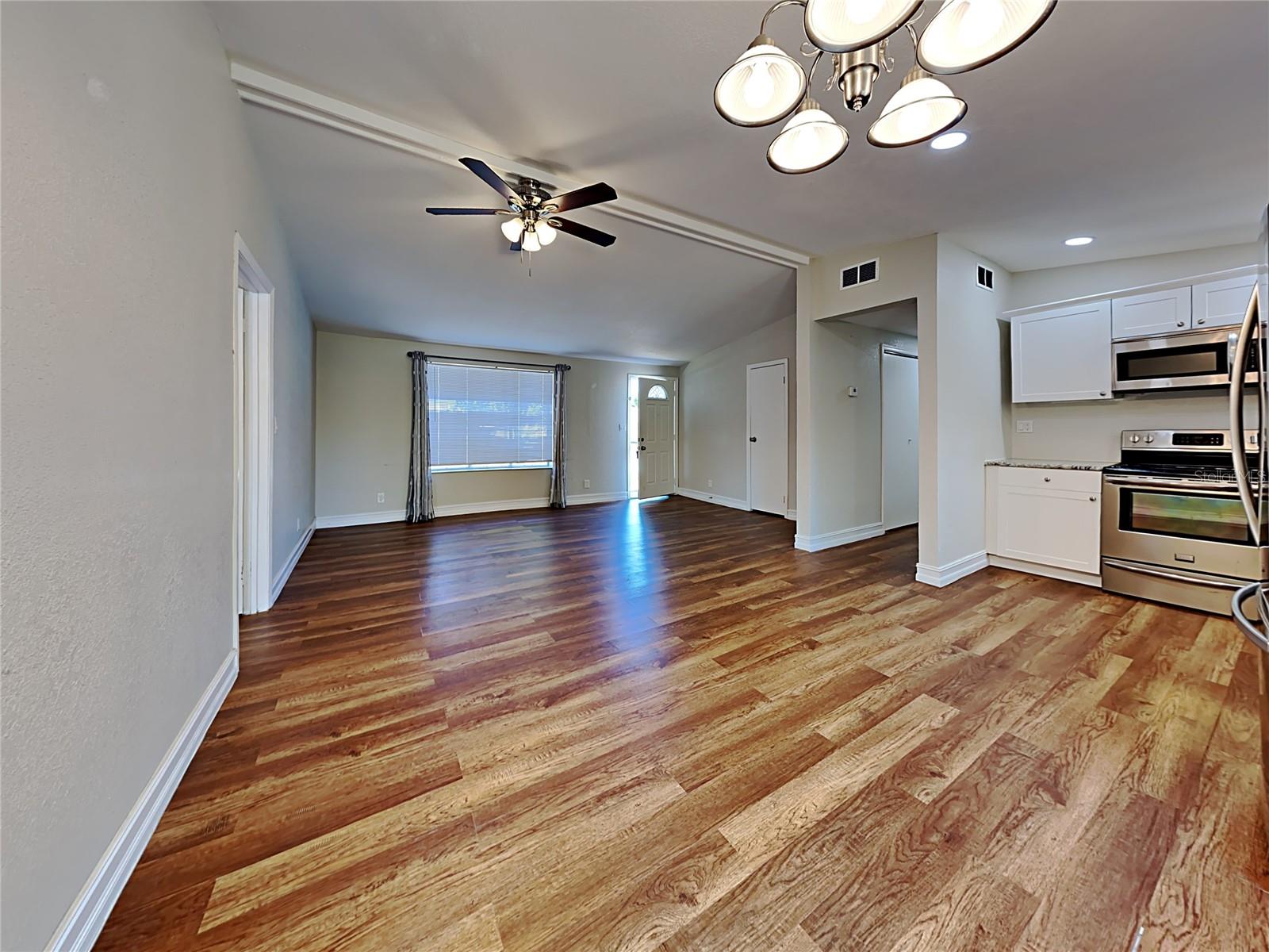 Image 6 of 17 For 13426 Tyringham Street