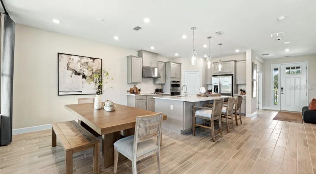 Image 10 of 25 For 831 Junonia Boulevard