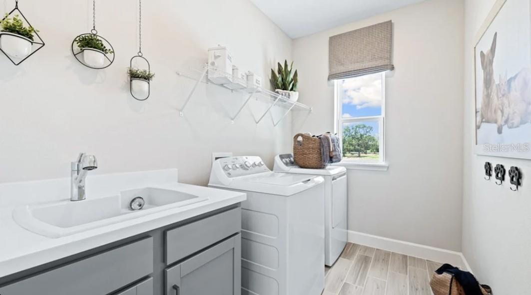 Image 23 of 25 For 831 Junonia Boulevard