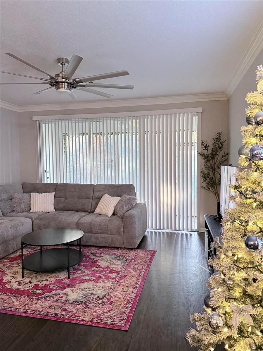 Image 15 of 55 For 6517 Spring Oak Court