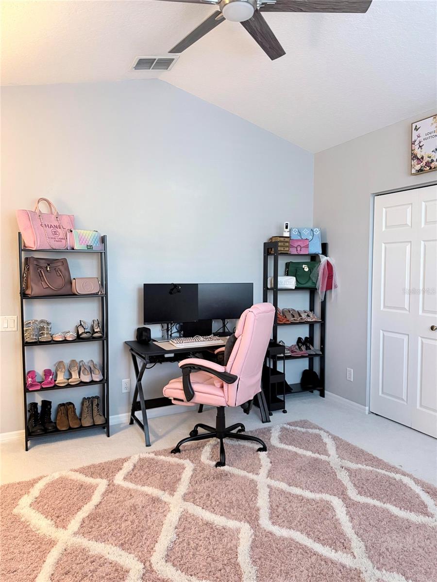 Image 23 of 55 For 6517 Spring Oak Court