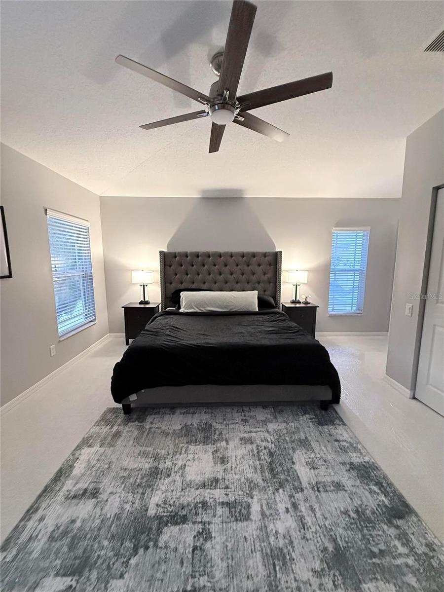 Image 31 of 55 For 6517 Spring Oak Court