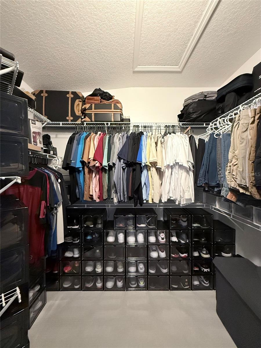 Image 33 of 55 For 6517 Spring Oak Court