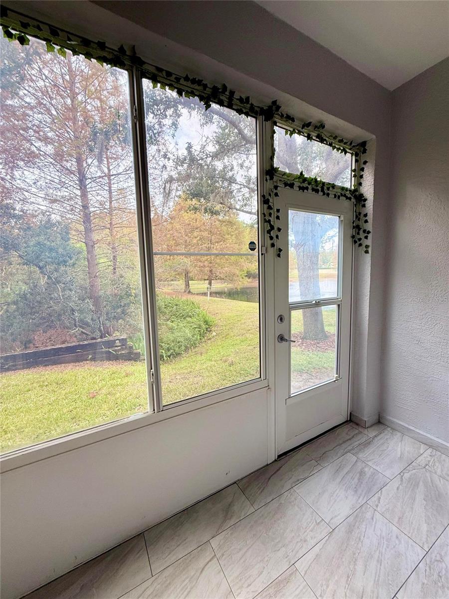 Image 37 of 55 For 6517 Spring Oak Court