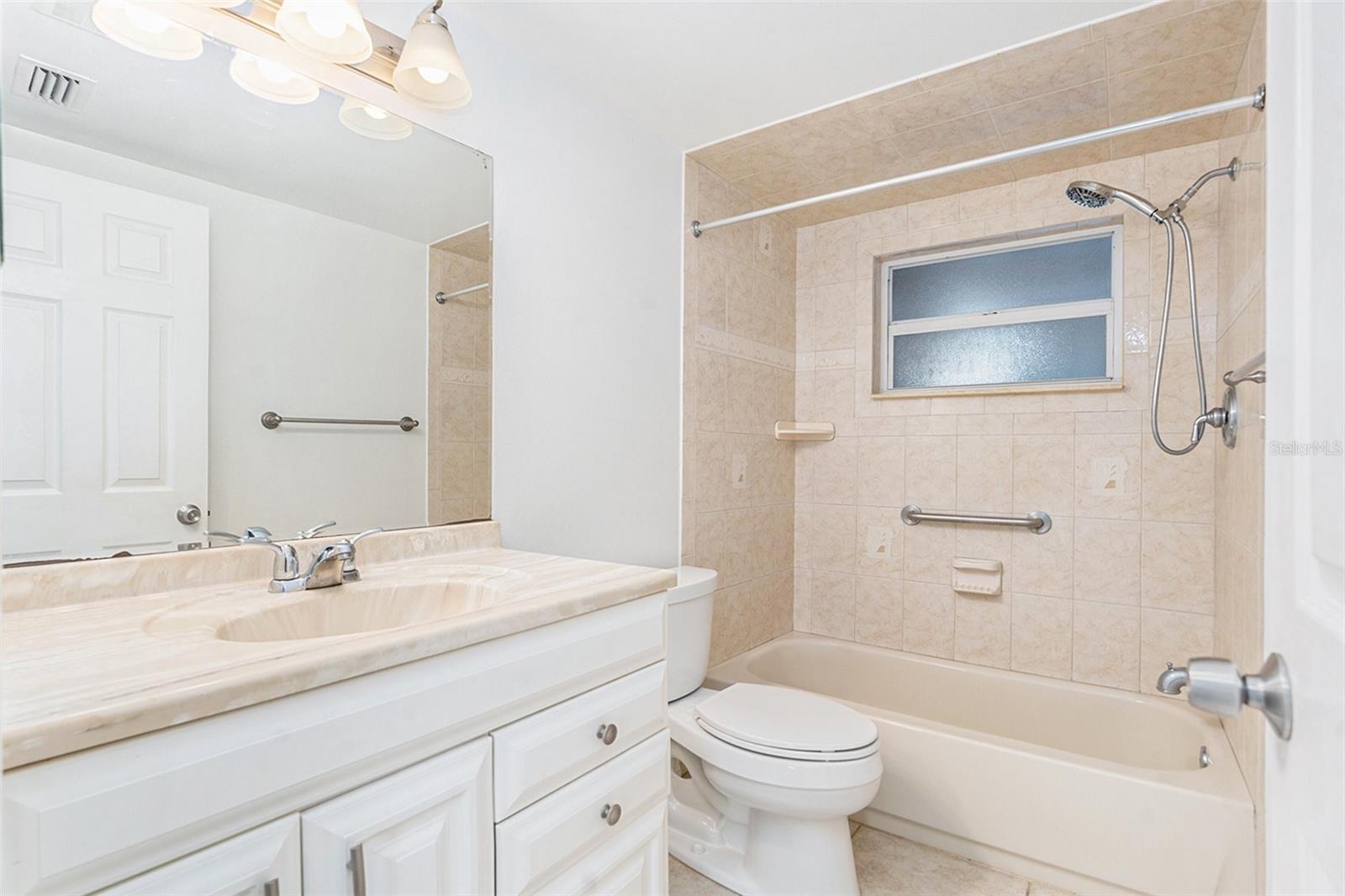 Image 18 of 26 For 3036 Blue Bird Drive