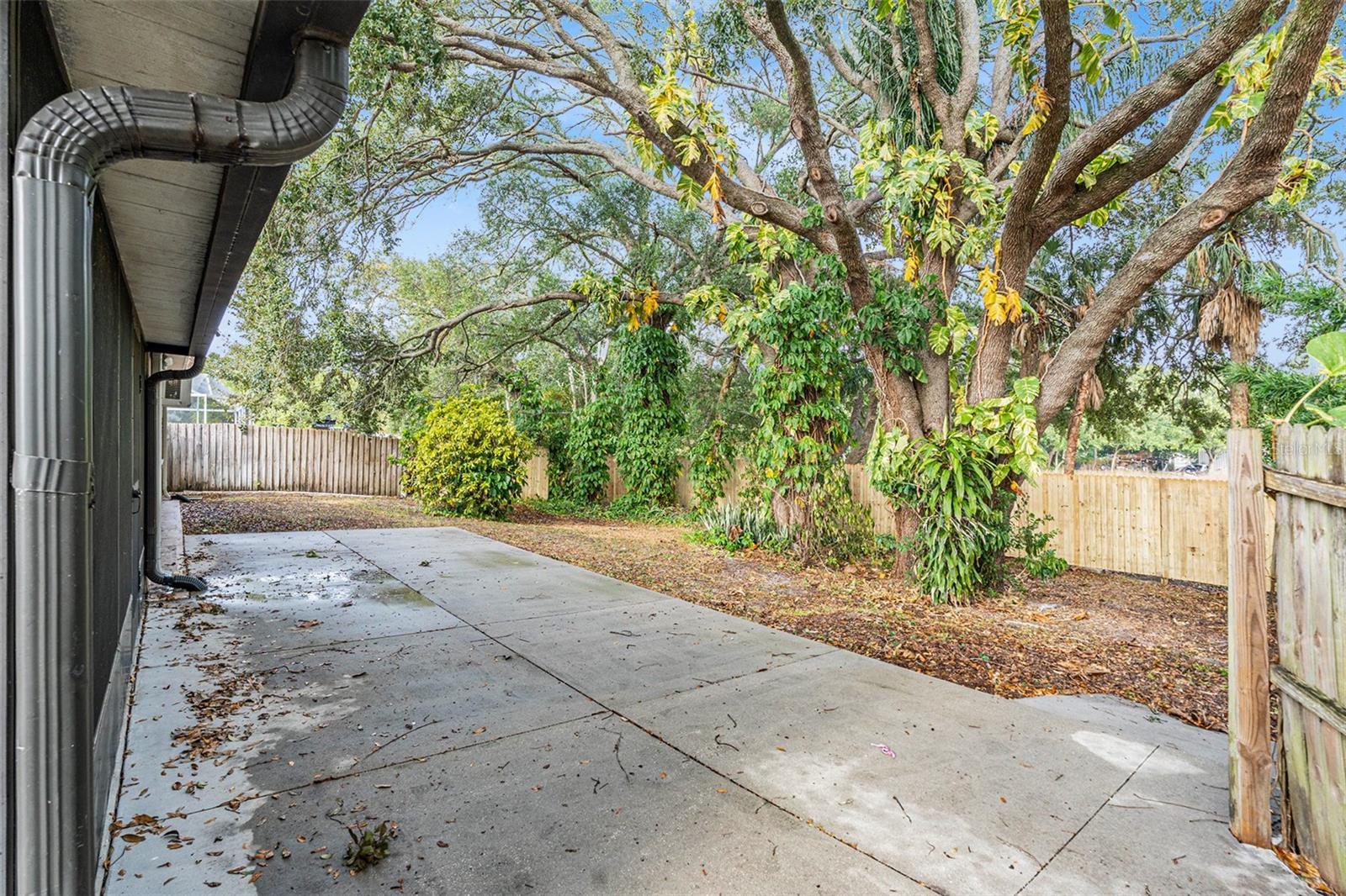 Image 23 of 26 For 3036 Blue Bird Drive