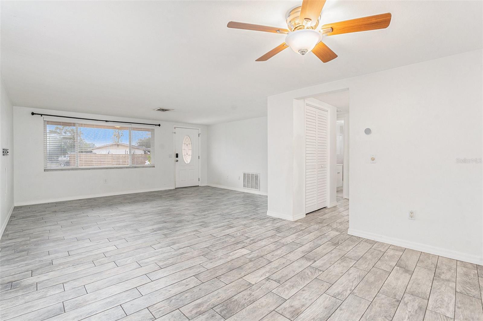 Image 5 of 26 For 3036 Blue Bird Drive