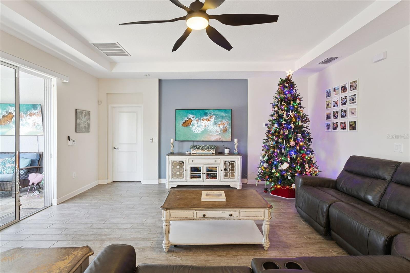 Image 14 of 54 For 5864 Alenlon Way