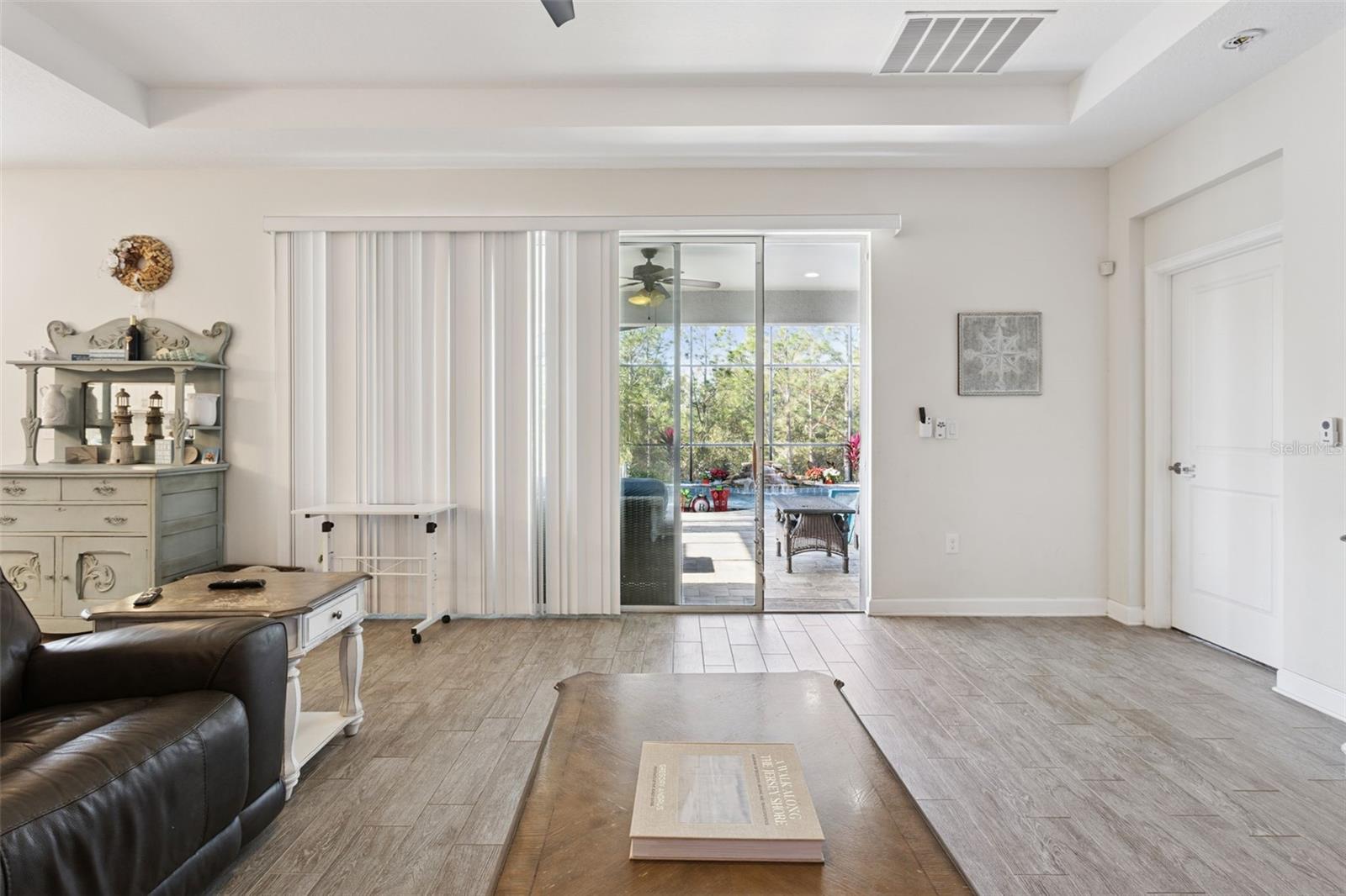 Image 16 of 54 For 5864 Alenlon Way