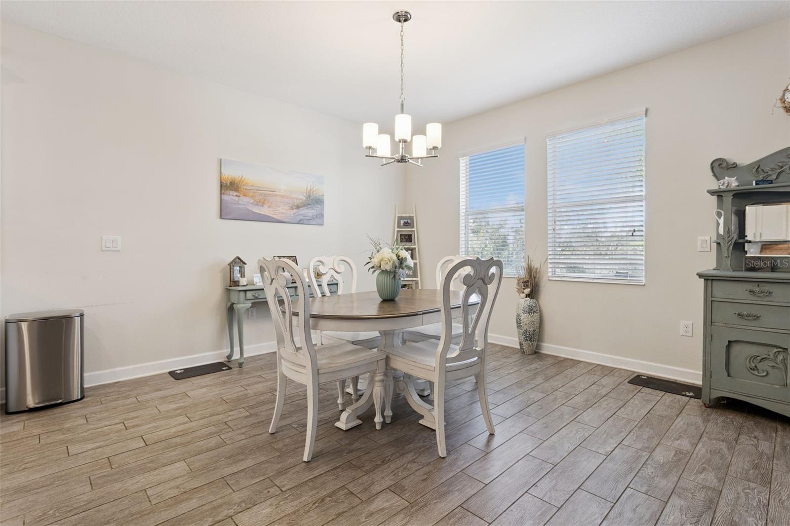 Image 18 of 54 For 5864 Alenlon Way