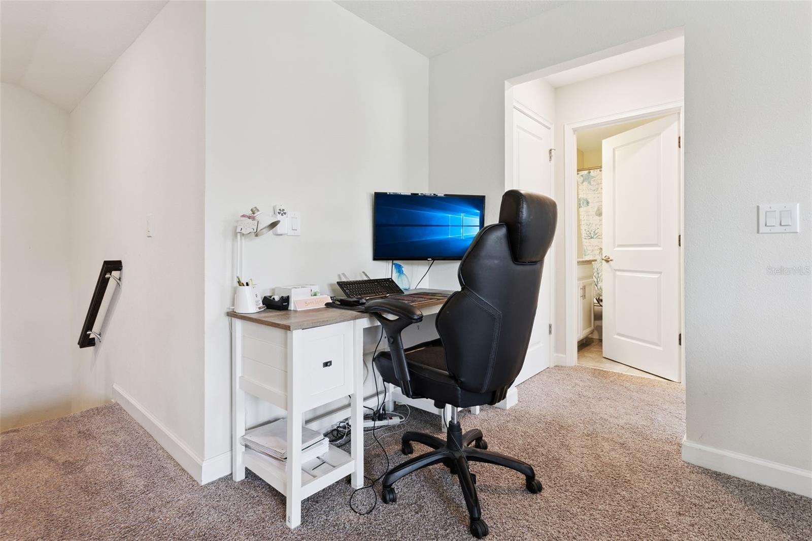 Image 28 of 54 For 5864 Alenlon Way