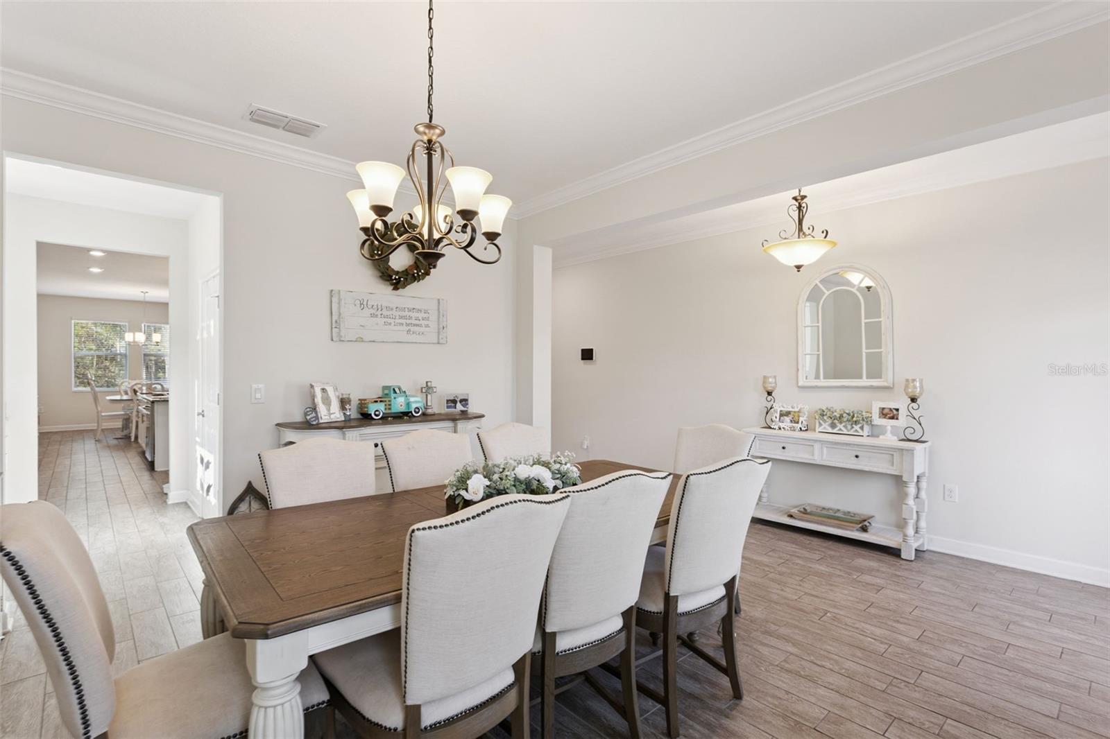 Image 6 of 54 For 5864 Alenlon Way