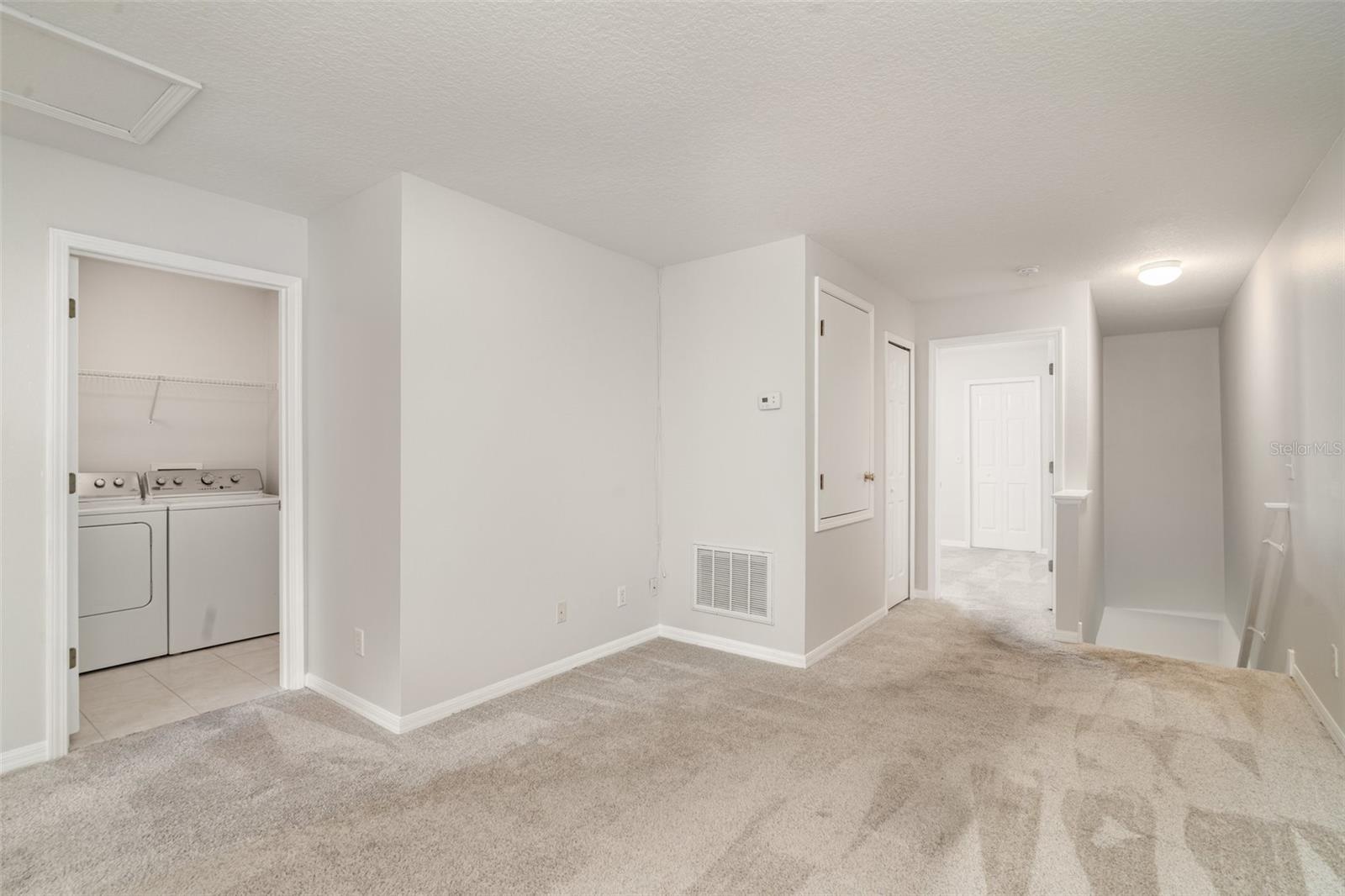 Image 14 of 25 For 9317 Stone River Place