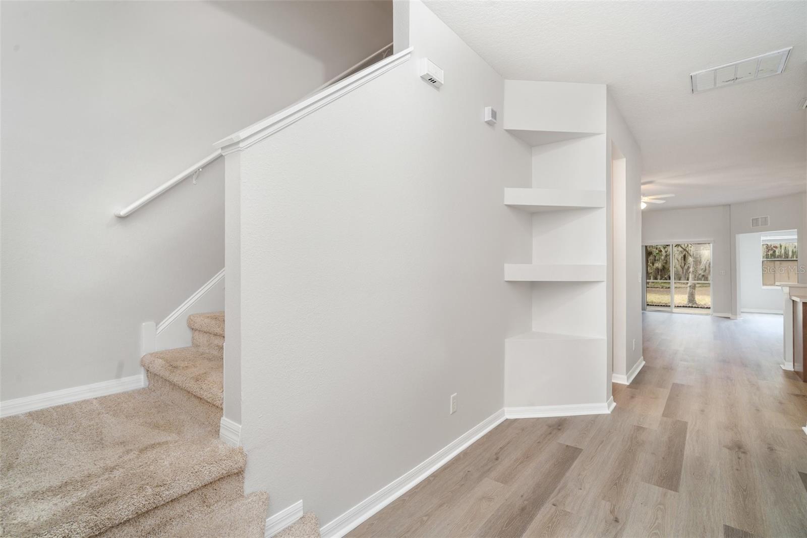 Image 4 of 25 For 9317 Stone River Place