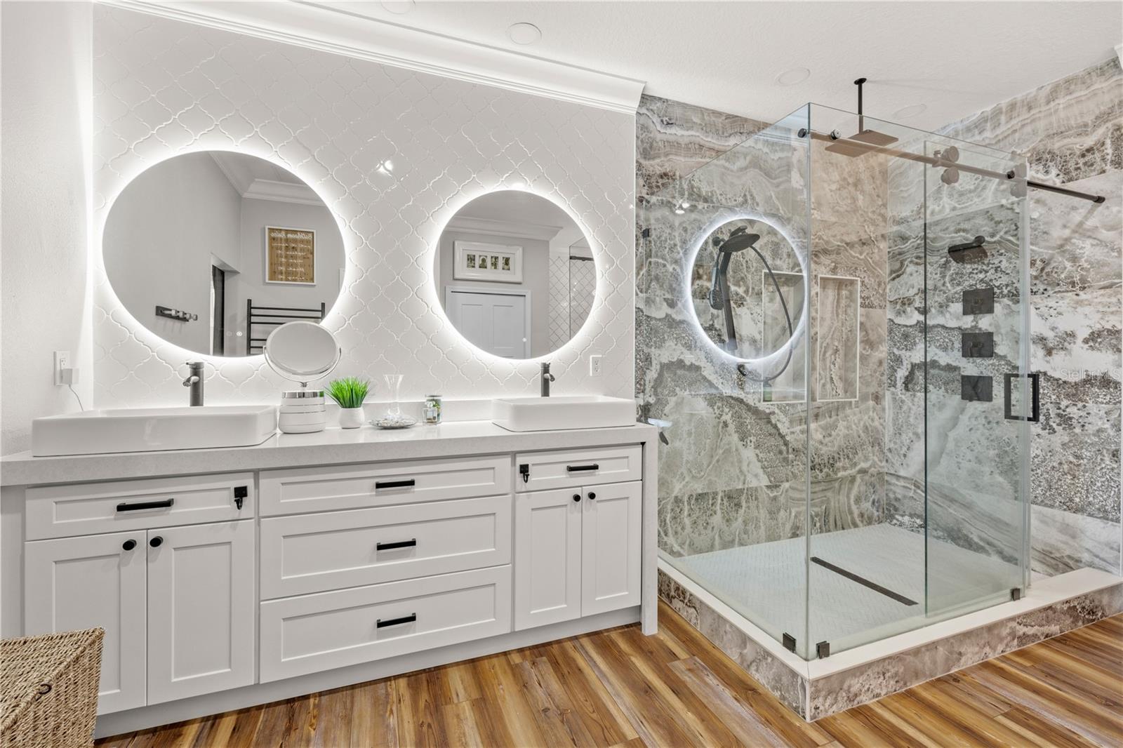 Image 18 of 55 For 1960 Windward Oaks Court