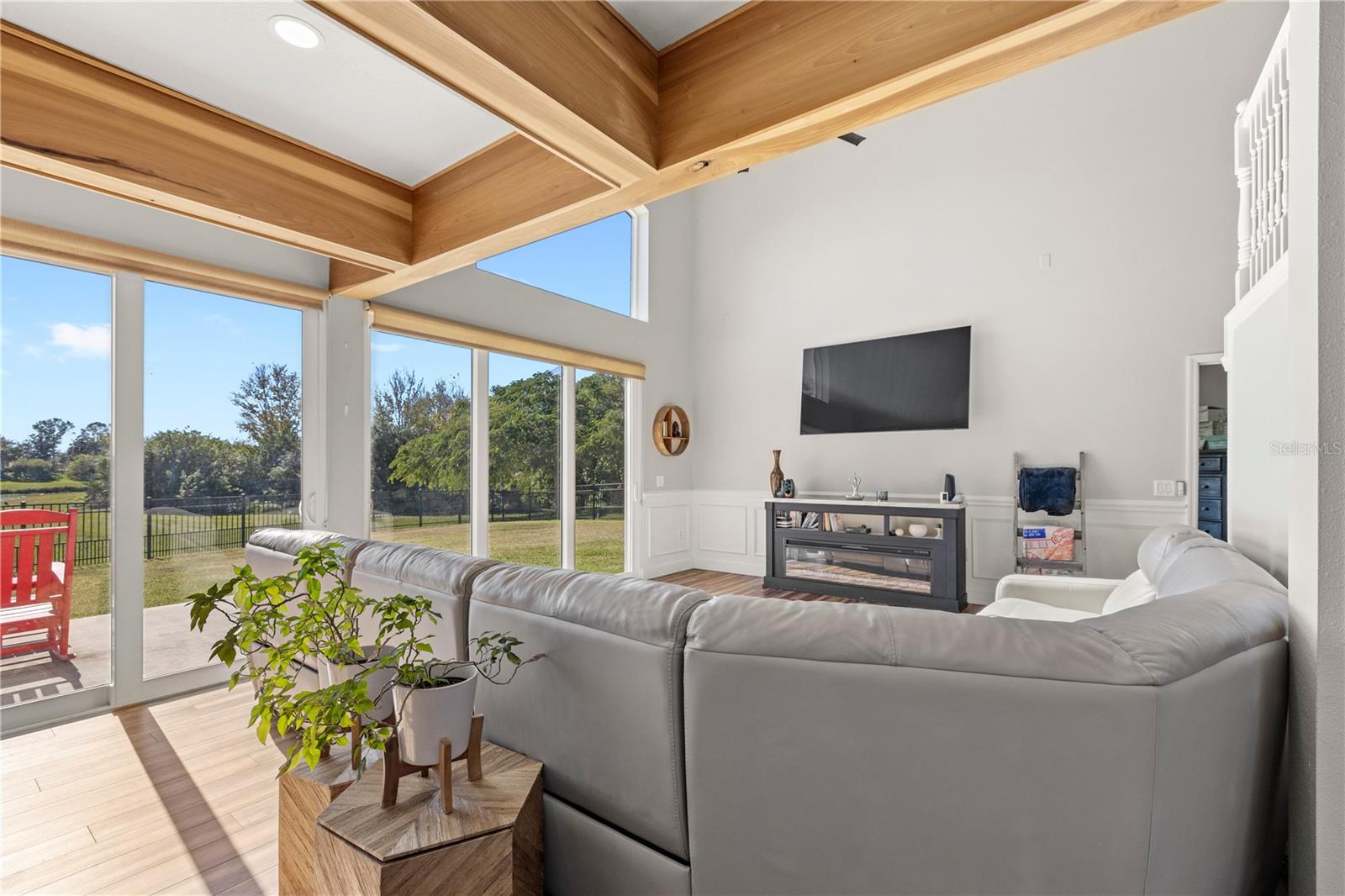 Image 9 of 55 For 1960 Windward Oaks Court