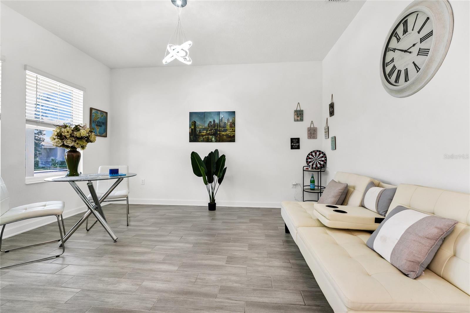 Image 5 of 36 For 5656 Quiet Palm Loop