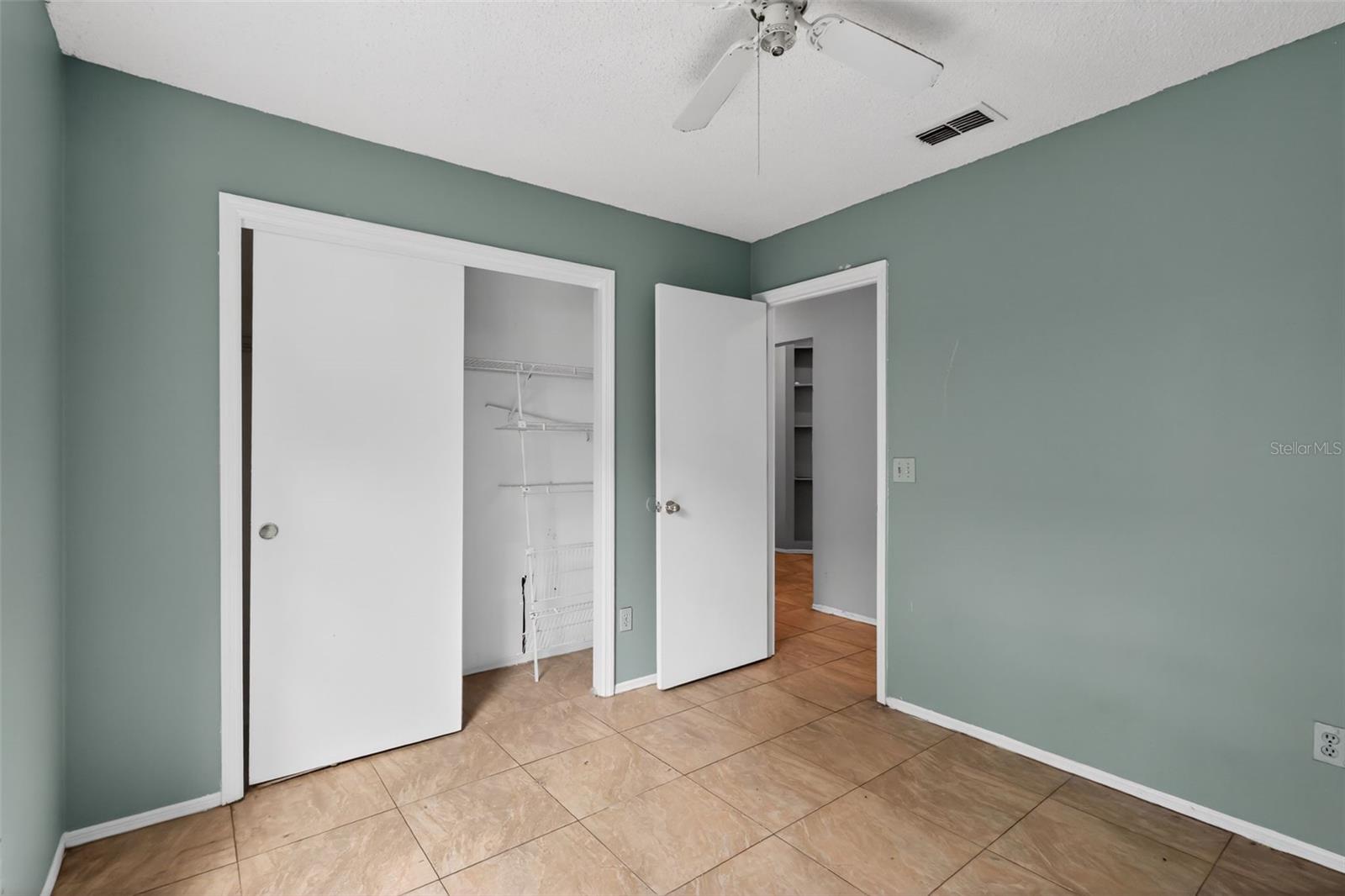 Image 11 of 26 For 6516 Piccadilly Lane