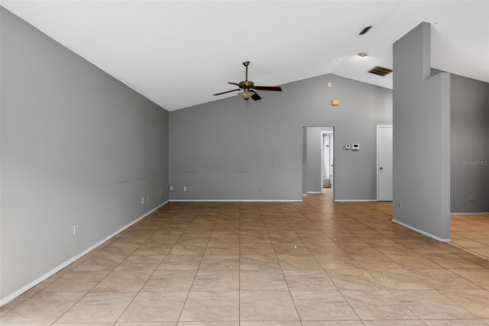 Image 16 of 26 For 6516 Piccadilly Lane