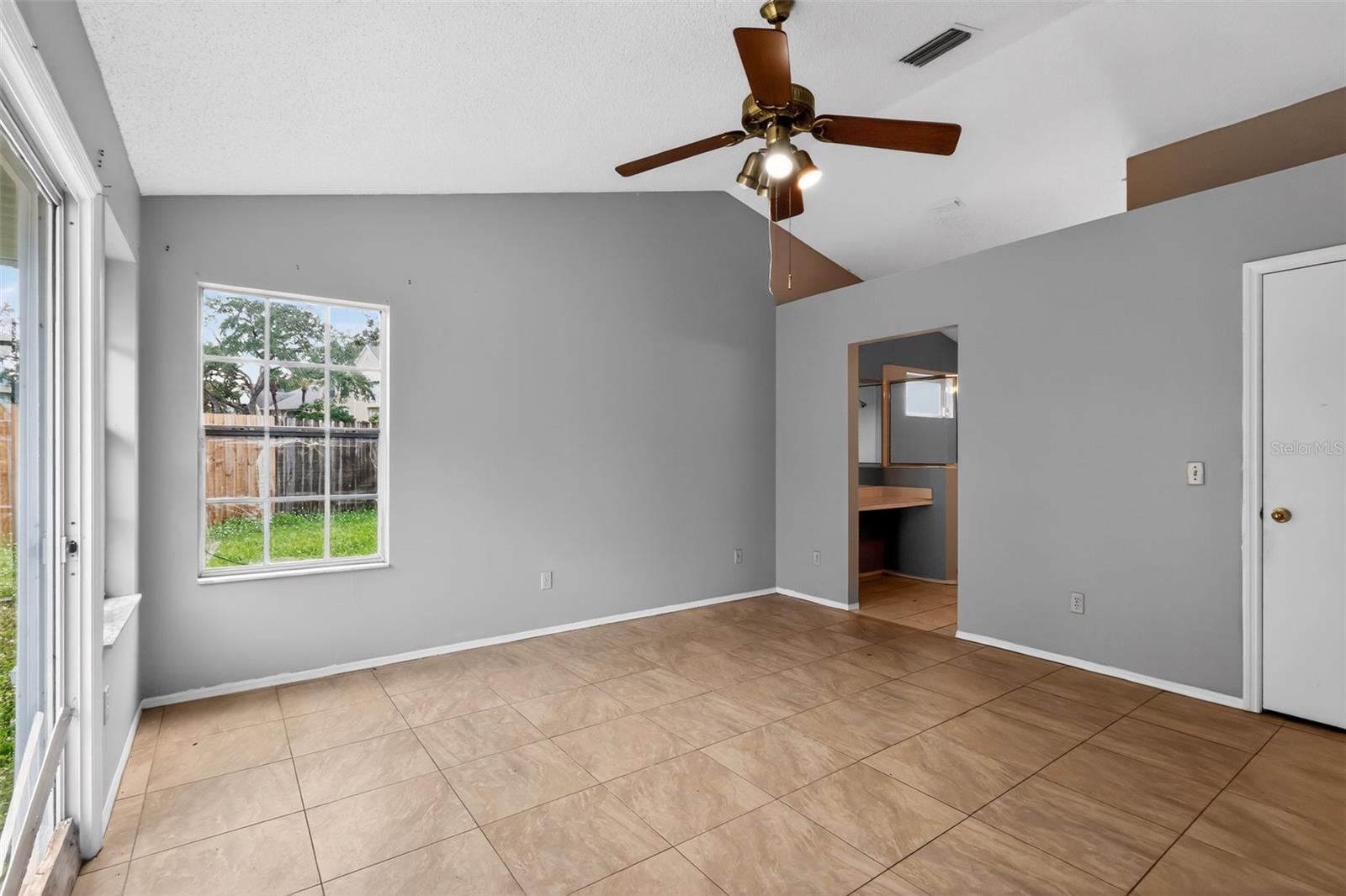 Image 23 of 26 For 6516 Piccadilly Lane