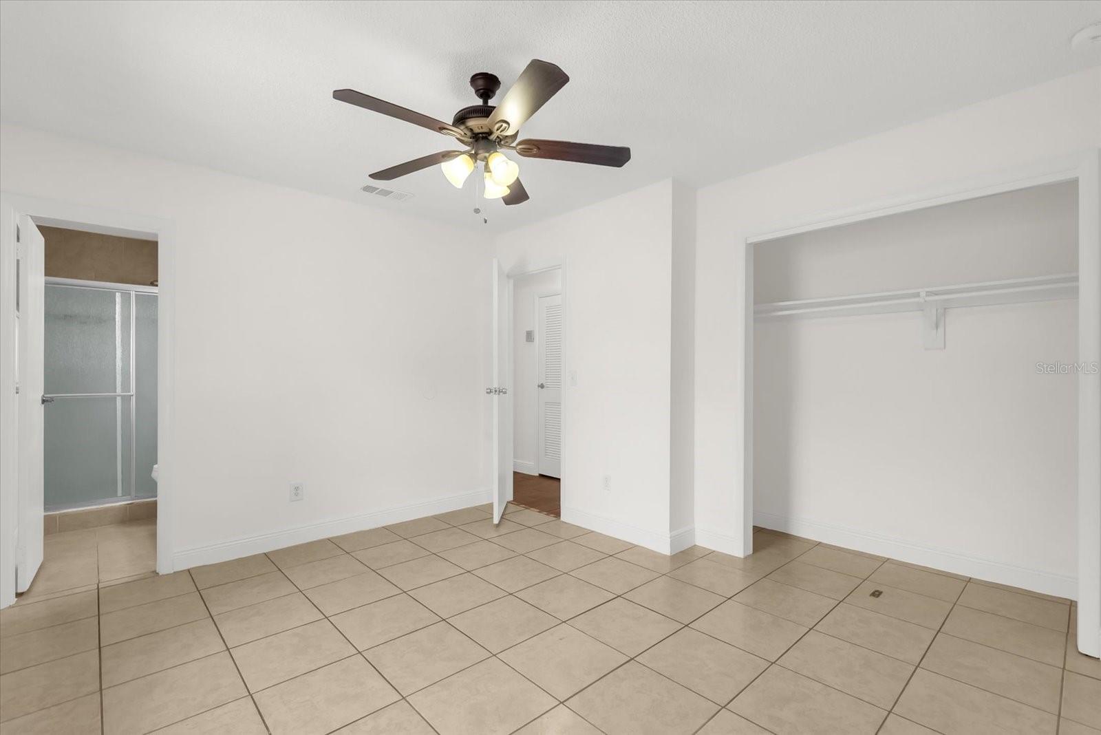 Image 16 of 27 For 705 Crestwood Way