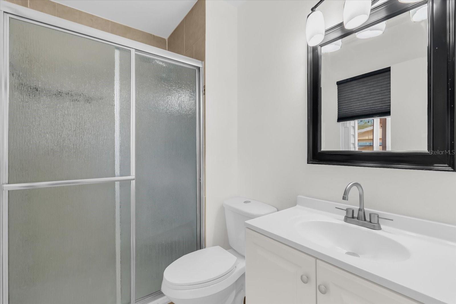 Image 18 of 27 For 705 Crestwood Way