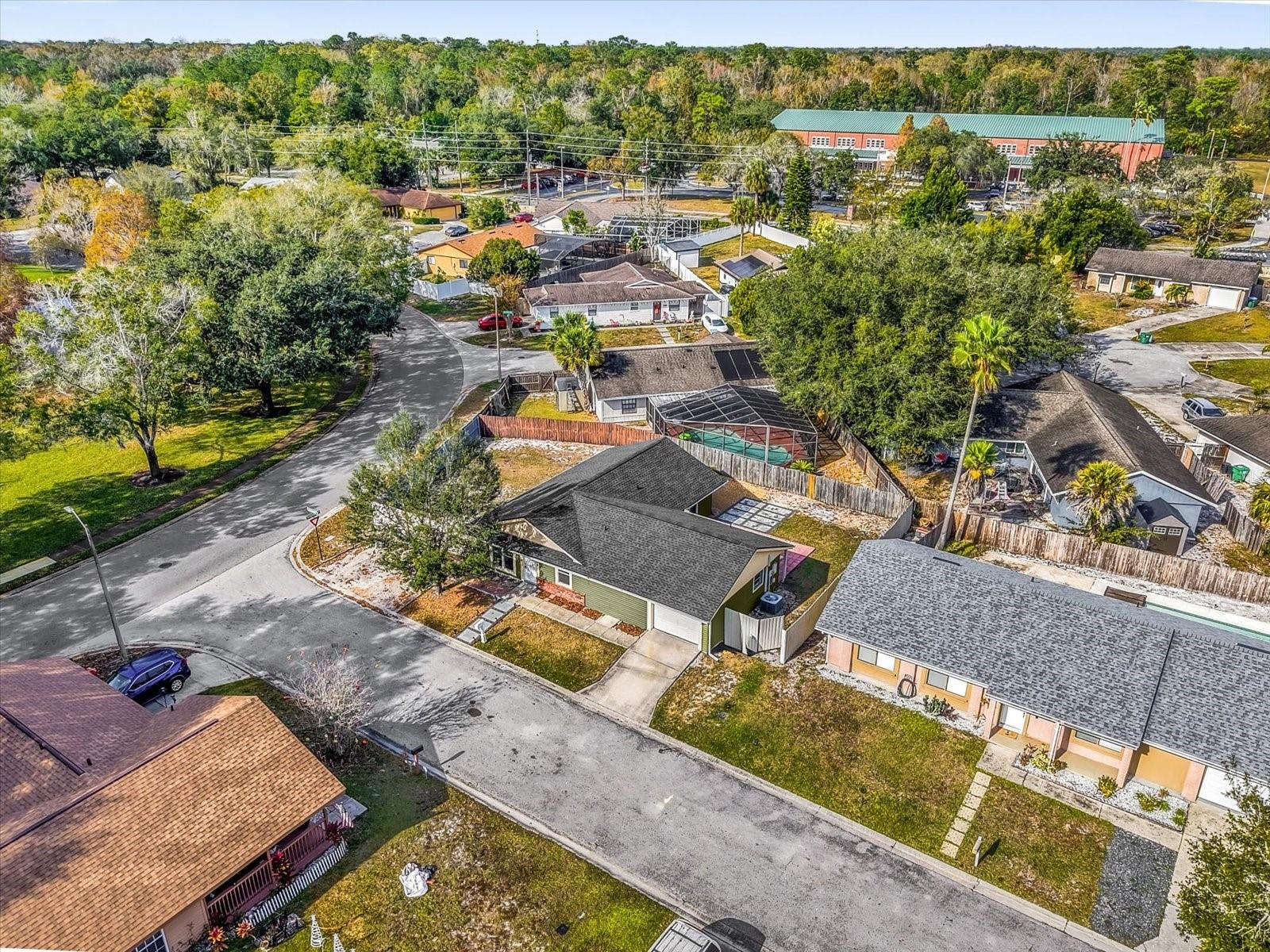 Image 23 of 27 For 705 Crestwood Way