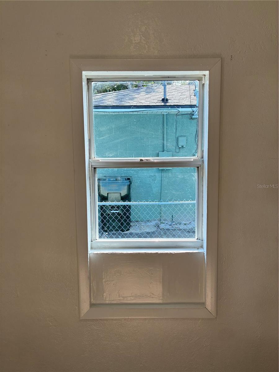 Image 33 of 80 For 812 Marion Street