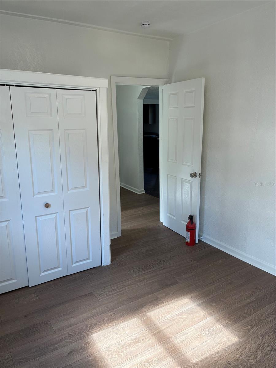 Image 36 of 80 For 812 Marion Street