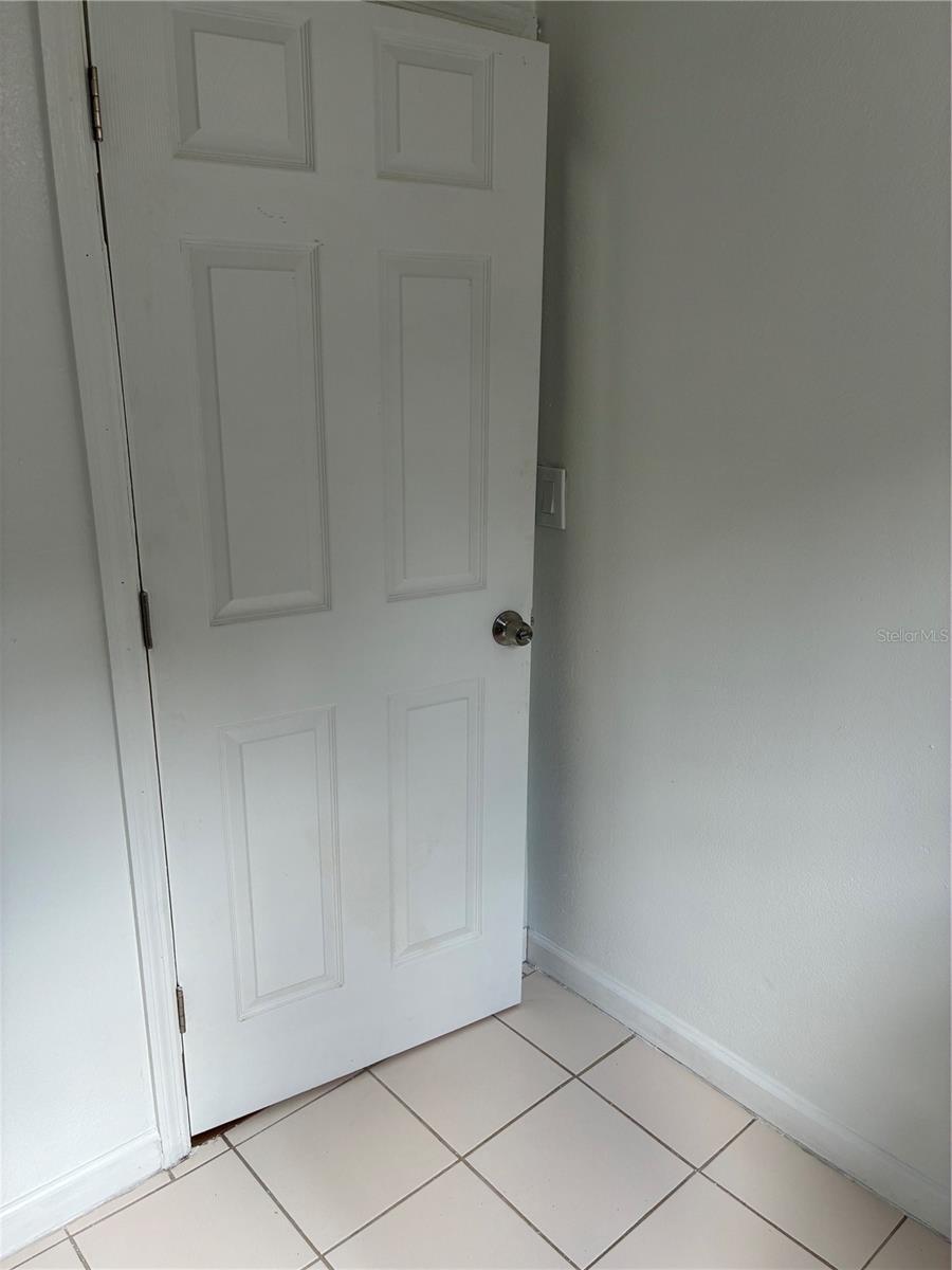 Image 45 of 80 For 812 Marion Street