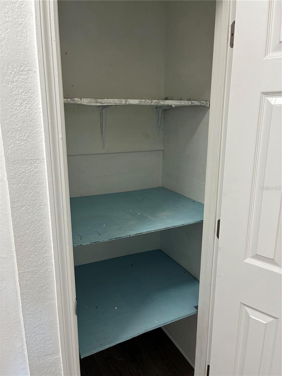 Image 50 of 80 For 812 Marion Street