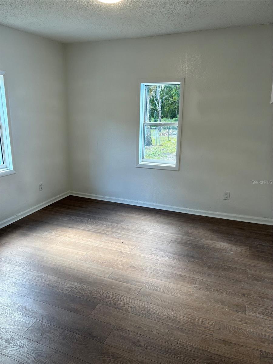 Image 51 of 80 For 812 Marion Street