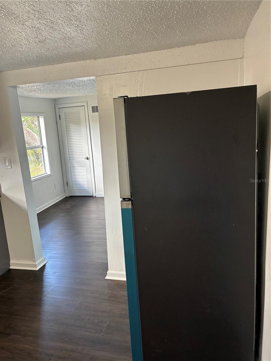 Image 66 of 80 For 812 Marion Street