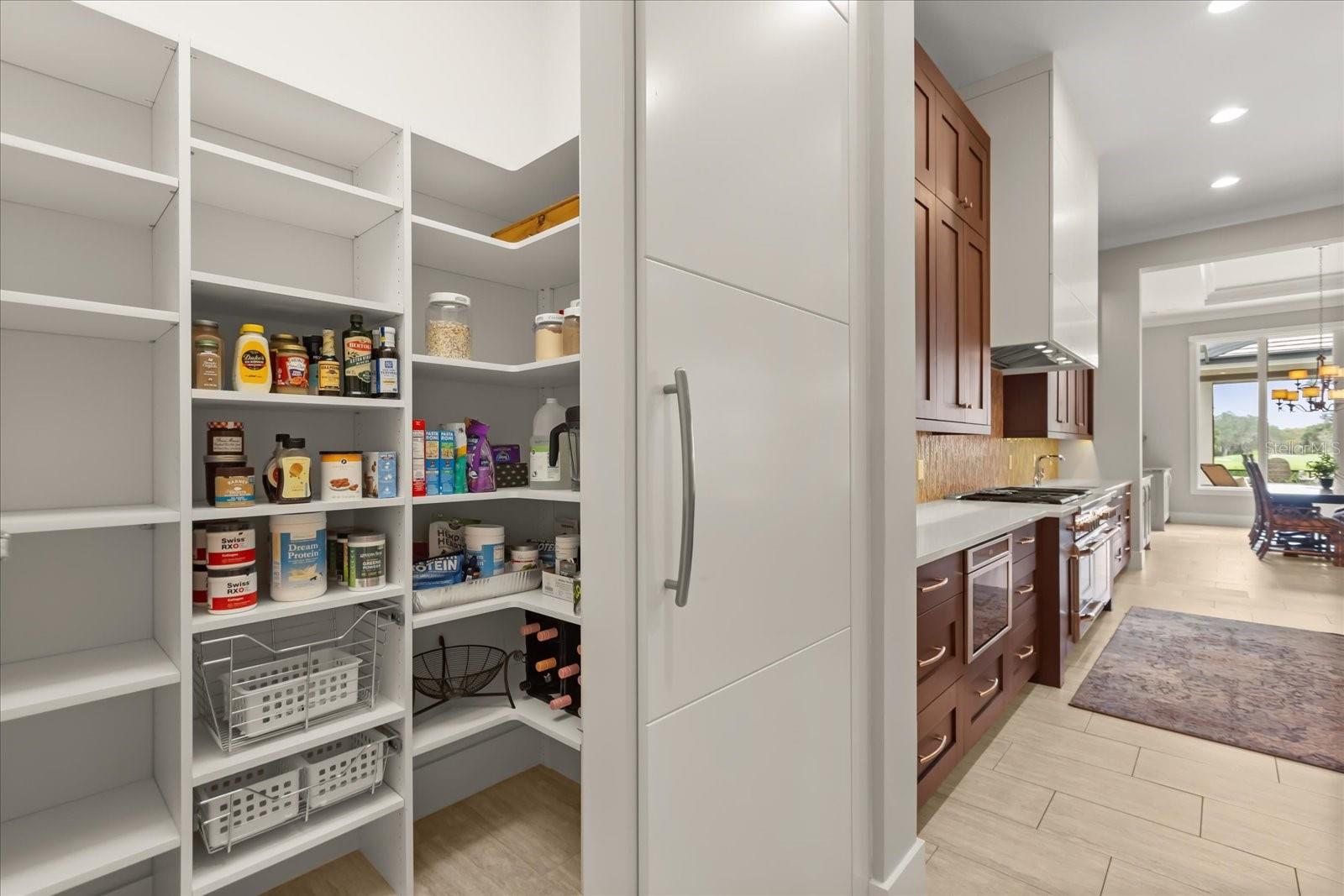 Image 15 of 73 For 9264 Sloane Street