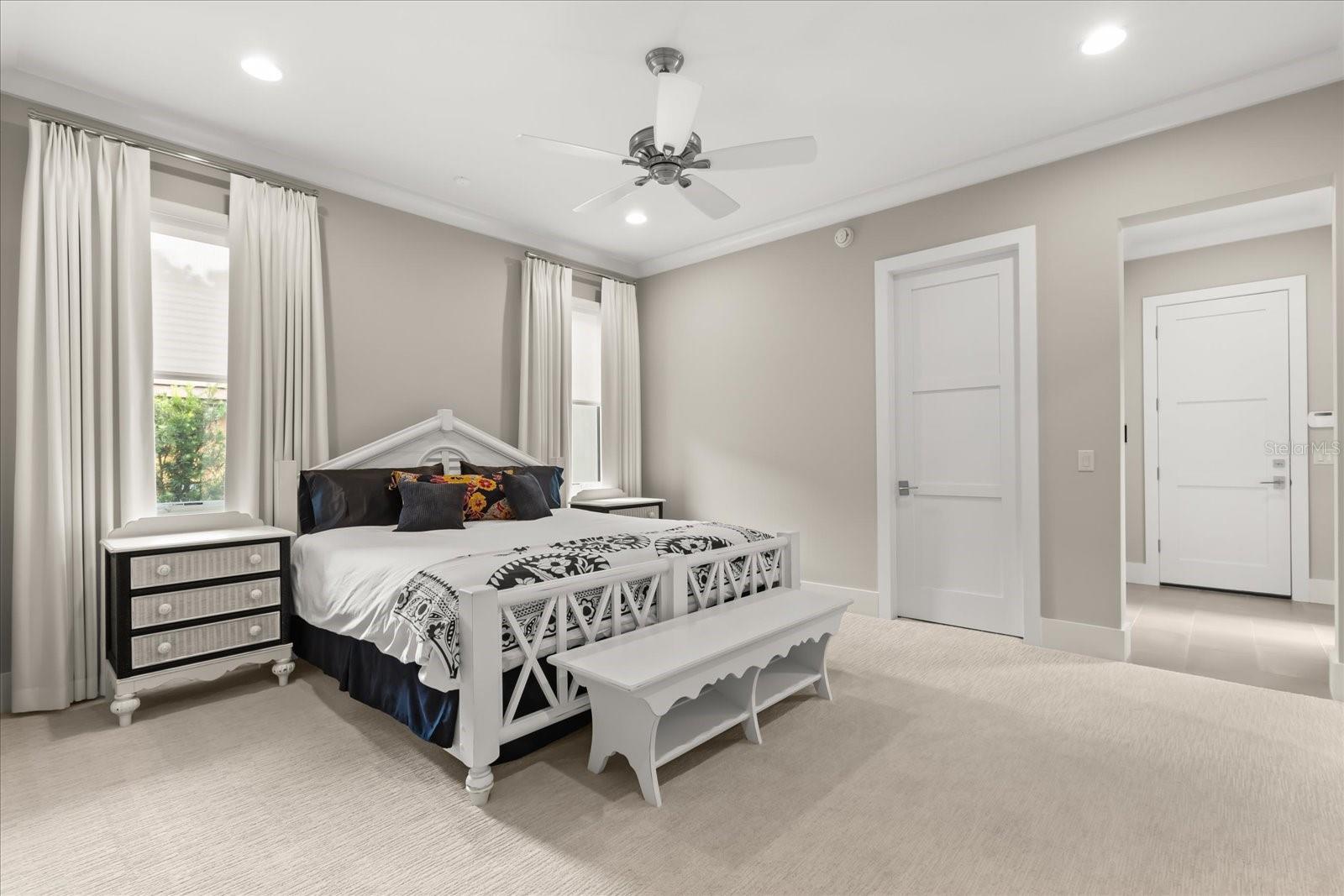 Image 33 of 73 For 9264 Sloane Street