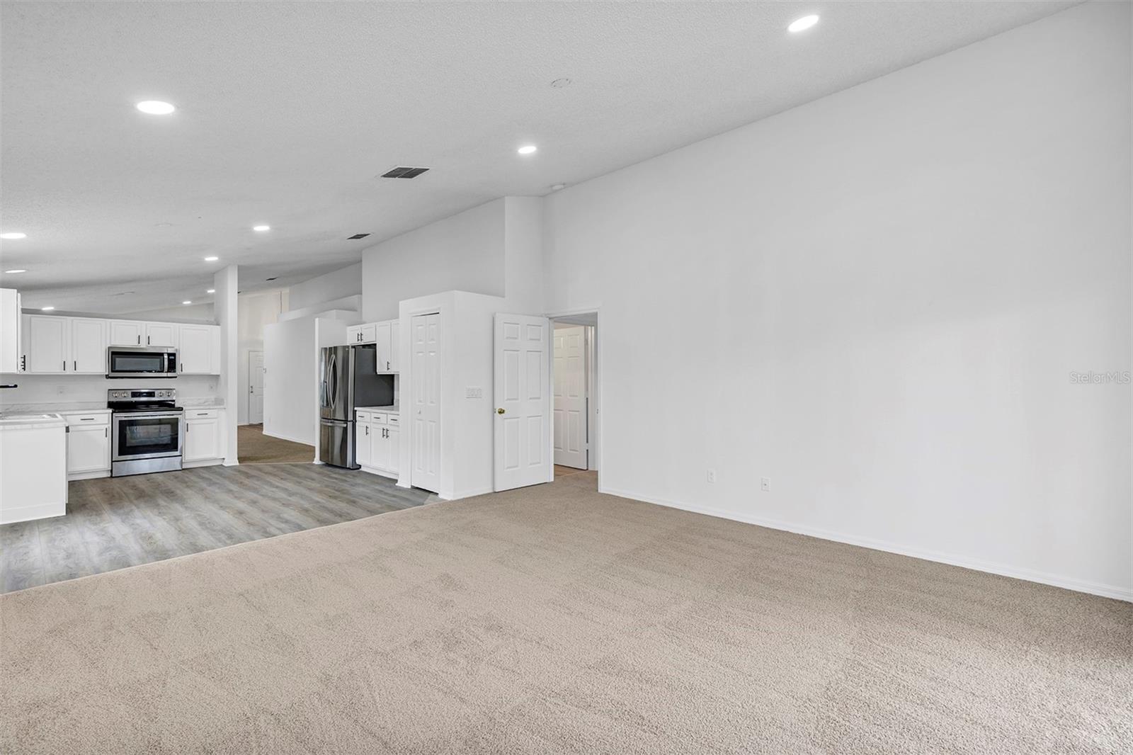 Image 14 of 38 For 4254 Northern Dancer Way