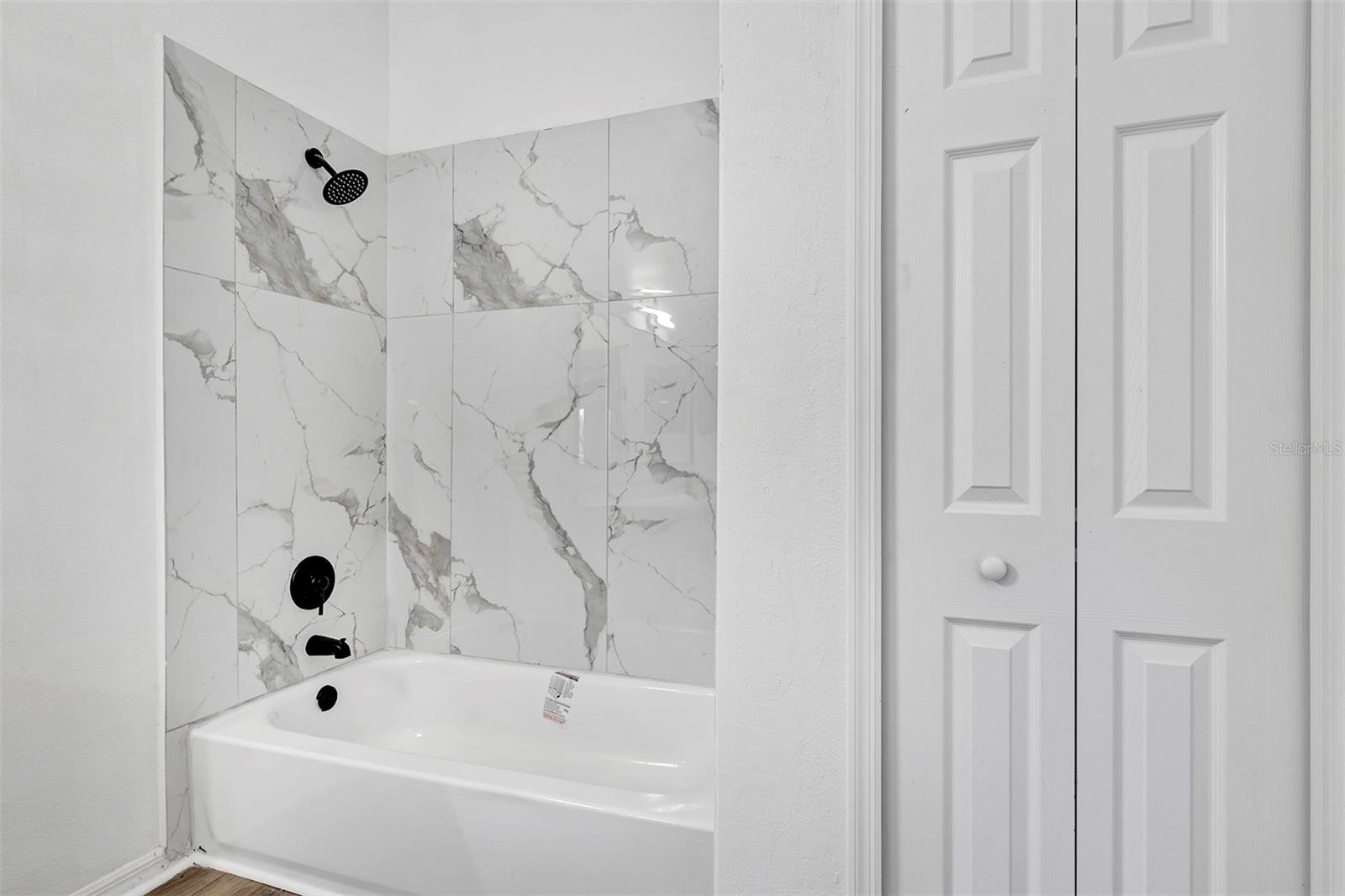 Image 20 of 38 For 4254 Northern Dancer Way