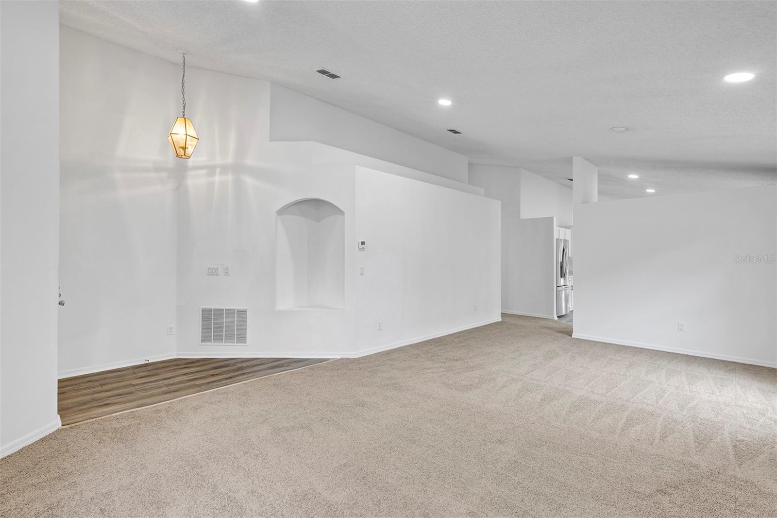 Image 5 of 38 For 4254 Northern Dancer Way