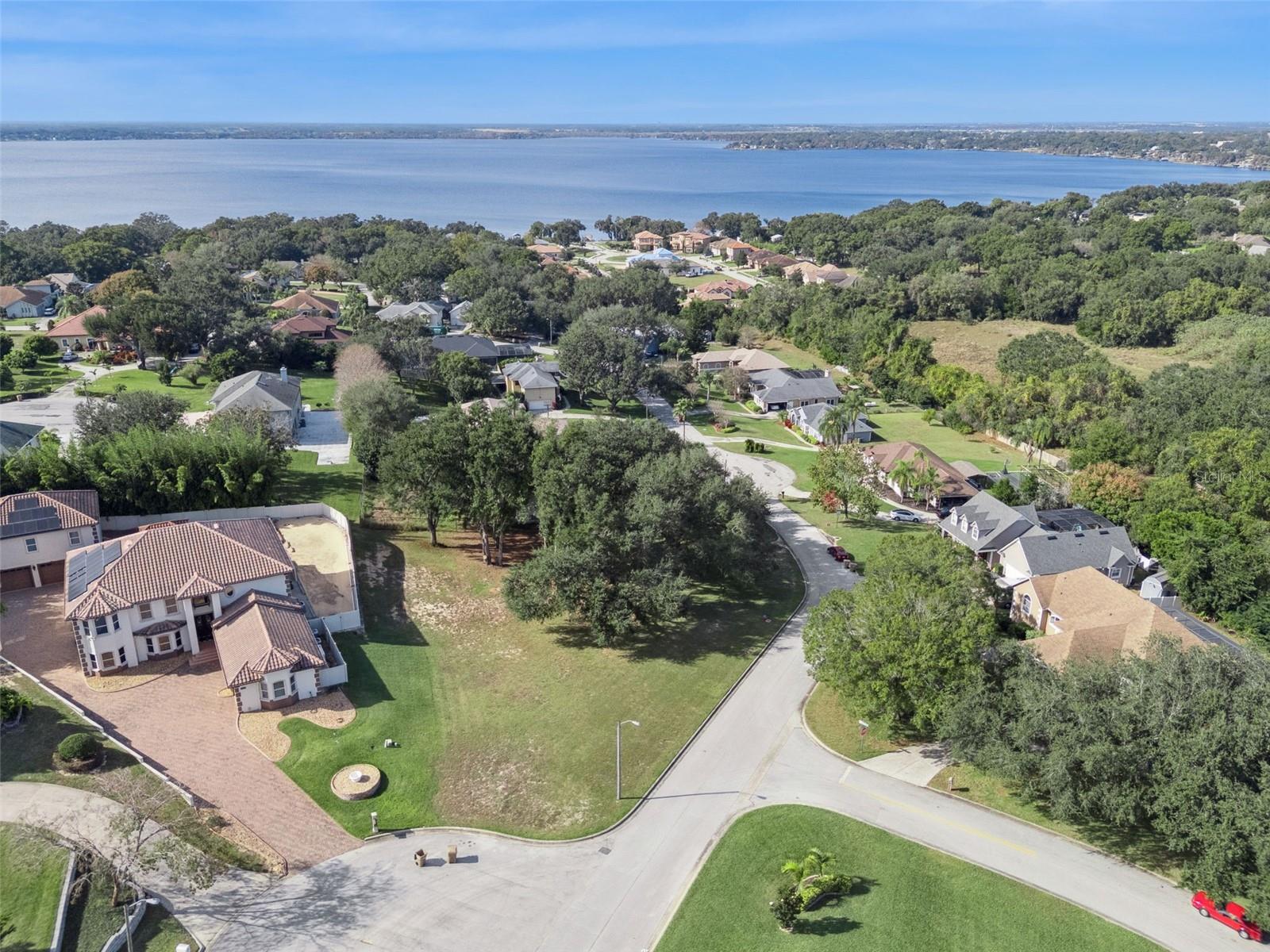 Image 11 of 23 For Katherine Circle